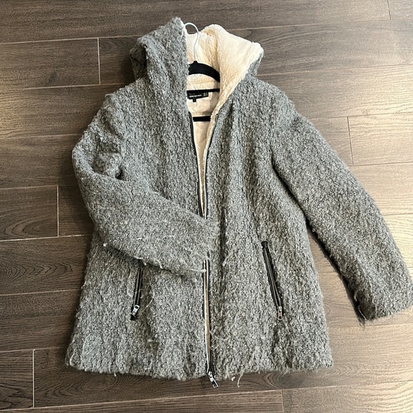 Zara grey teddy coat with hood - Picture 1 of 3
